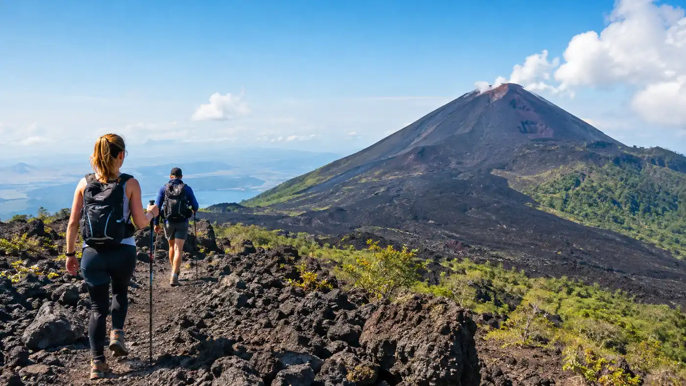 Can You Hike Pacaya Volcano Without a Guide?